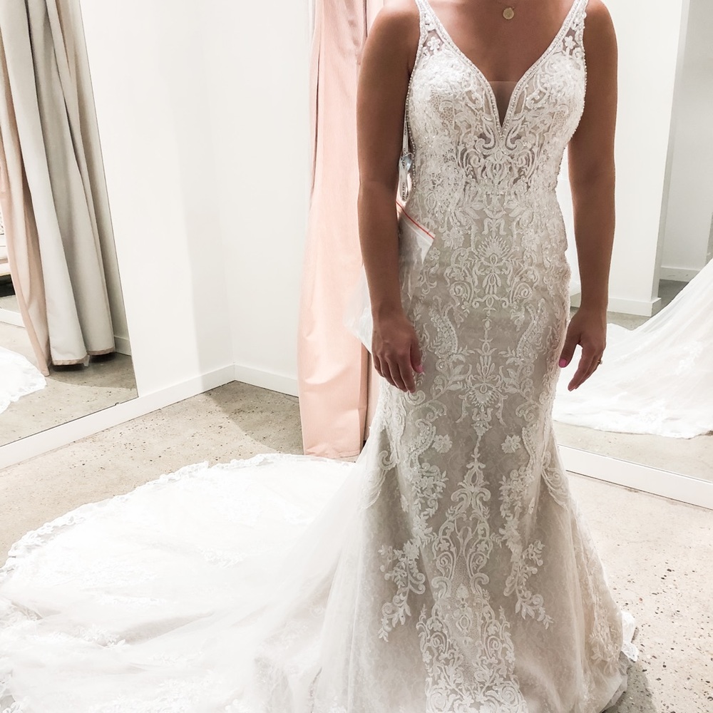 Martina Liana Wedding Gown
